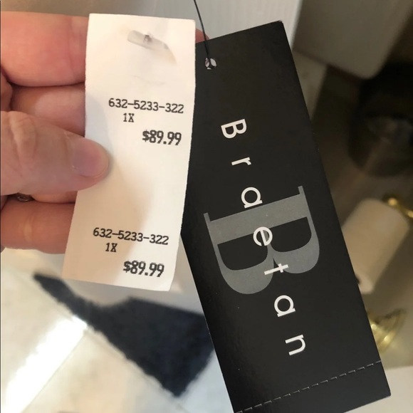 White Vest - Picture 2 of 4